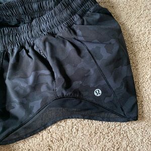Lululemon Hotty Hot shorts